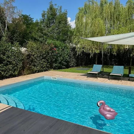 Salici, Pool & Garden *